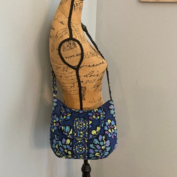 Vera Bradley Weekender & Crossbody Bag Set -- Indigo Pop Pattern - Picture 9 of 16